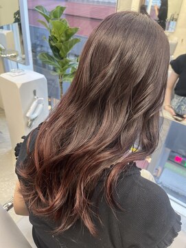 ユニック コウベ(unique KOBE) ピンクブラウン×髪質改善カラー×暖色系×血色カラー×神戸三宮