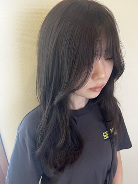 ヘアルーム フラット(HAIR ROOM flat) 顔周りレイヤーカット