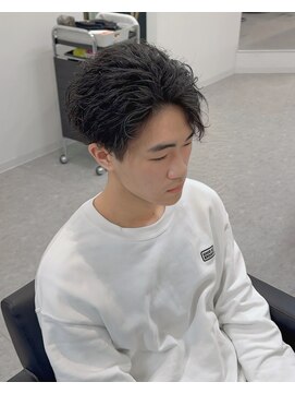 ブライト(BRIGHT) ハーフバックツイストスパイラルパーマ