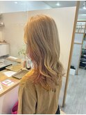 ホワイトグレージュ×インナーピンク