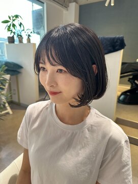 アム(amu) ボブ/ミニボブ/内巻きボブ/顎下ボブ/ワンカール