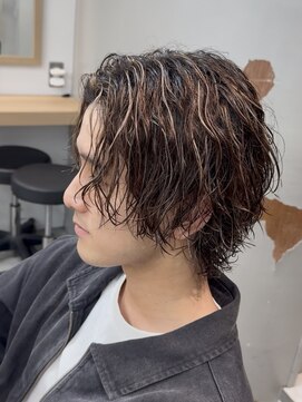 アイトーキョーリタ 渋谷(AI TOKYO Rita) ハイライトサーフカールツイストスパイラルパーマシャドウパーマ