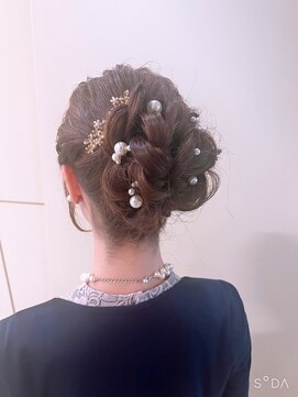 ヘアメイク ジェイエム アップスタイル