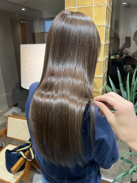 ジーナ 吉祥寺(Zina) 【小檜山裕貴】ヘーゼルベージュ