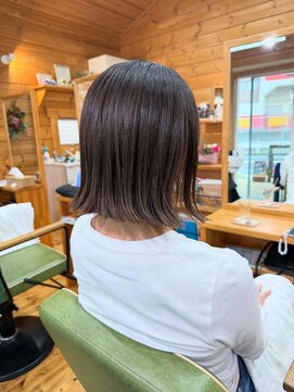 大人可愛い外はねボブ