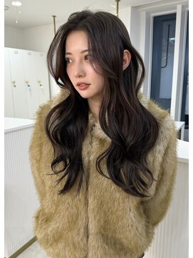 レミエ ダイカンヤマ(lemiie) 冬のふわふわ巻きスタイリング 顔周りとレイヤーカット