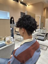 ジジ インターパーク 宇都宮(Gigi)&nbsp;波巻きパーマ/波巻きスパイラル/刈り上げマッシュ/宇都宮