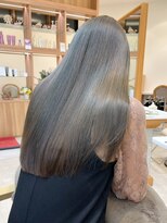 シュヴー 浦安店(CHEVEUX)&nbsp;レイヤーカット 髪質改善 ブリーチなし オリーブベージュ