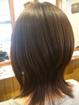 テトラ ヘアー(TETRA hair)の写真/【こだわりの白髪染め】オーガニック成分配合グレイカラーで髪・頭皮を労わり、美しい発色を実現♪前処理付