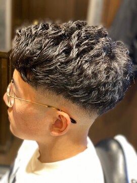 ヒロギンザ 五反田店(HIRO GINZA) フェード　床屋　理容室　五反田