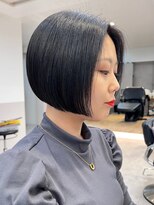 グラフ 日本橋(GRAFF) イヤリングカラーボブインナーカラーぱつっとボブ