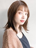くせ毛風カールウェットヘア愛されこなれミディ大人可愛い