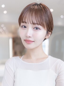 20代30代大人かわいいこなれミディくびれレイヤーベージュカラー