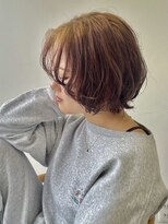 スリーヌーン(THREE noon)&nbsp;ルーツカラー】逆グラデーションの切りっぱボブ＊