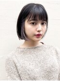 黒髪インナーカラーボブ