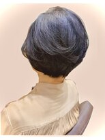 アルム(arum) まとまるショート /横浜/元町/白髪ぼかし/ヘッドスパ/半個室