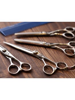 “輝髪(きらがみ)システム”導入店◆緊張しがちな方も、ホッとできる雰囲気の空間が魅力の1つ。