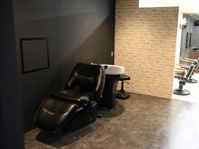 メンズヘアアンドグルーミングサロン ダブル(men's hair grooming salon W)