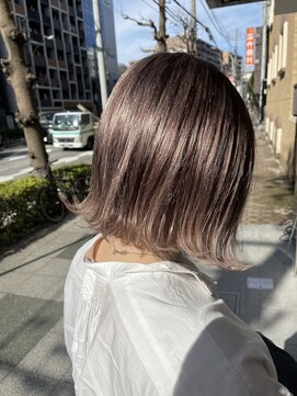 イル(iLu.) プラムベージュ