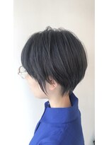 ノア(Noa)&nbsp;ダークブルー×ショート