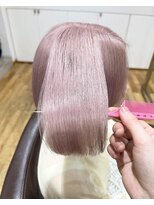 ルッツ(Lutz. hair design)&nbsp;ブリーチカラーピンク【千代田彩夏】