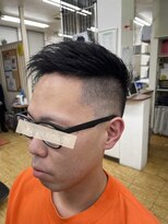 カットクラブ 髪切虫(CUT CLUB 髪切虫)&nbsp;ツーブロックでフェードカット