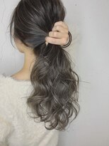 ルッソリベラ 池袋(Lusso libera)&nbsp;外国人風透明感カラー/艶髪/コテ巻/池袋/30代40代50代