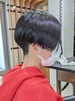 ゴーズゴードットビー 吉祥寺(go s go .b)&nbsp;【gosgo近藤】刈り上げ/ショート/センターパート/ジェンダーレス