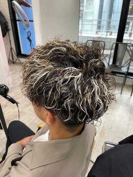 アジールヘア 所沢プロペ通り店(agir hair) ダークアッシュブラック×ホワイトハイライトメンズカット所沢