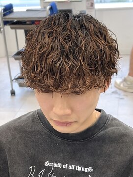 オーシャントーキョー 仙台(OCEAN TOKYO) 波巻きスパイラルパーママッシュ刈り上げツーブロックショート