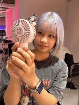 ダズリングディア(Dazzling Deer) ホワイトシルバー/パープル