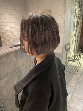 スノッブエンバンプ(snob enVAmp) 柔らかボブ