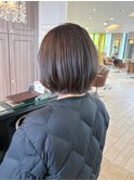 暖色から寒色に！赤み消し透明感カラー
