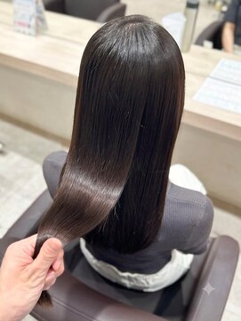 SYUK RAW【10月上旬 NEW OPEN（予定）】 【植木】柔らかい手触りの縮毛矯正/酸性縮毛矯正/髪質改善