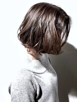 アディクト 綾瀬(ADDICT)&nbsp;【ADDICT_YuuYa】大人ボブ/センターパート/グレージュカラー