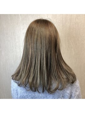 トライベッカ(tribecca) 【ミディアムグレージュ】