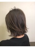 瀧口スタイル大人可愛い前下がり小顔マッシュエアリーグレージュ