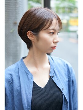 エマ(emma) 耳にかけできる小顔ナチュラルショートボブ！くびれ丸み軽め