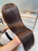 ジーナ 本八幡(Zina)&nbsp;大人かわいい20代30代40代小顔ショコラベージュ　Zina本八幡