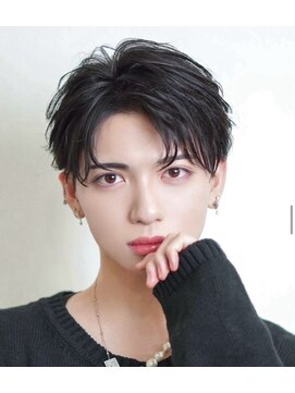 オーシャントーキョー 渋谷神南(OCEAN TOKYO) 韓国ヘアカルマパーマカルマバングセンターパート黒髪ウルフ