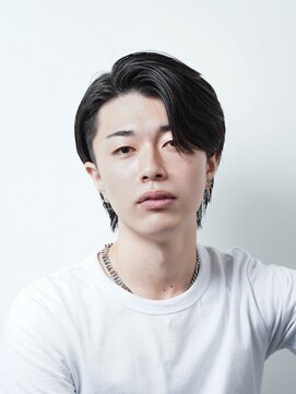 アルファ 新宿(alpha) サーフカール/ 刈り上げセンターパート/ブルーブラック[新宿駅]