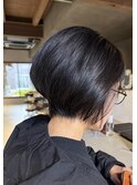ショートボブ
