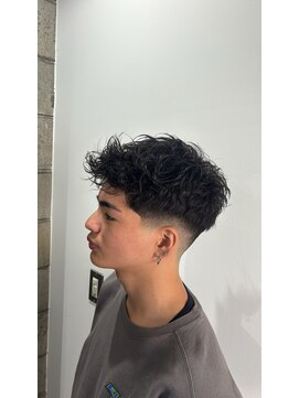 アカリワークスセカンド(AKARI WORKS 2nd) エッジカールフェード