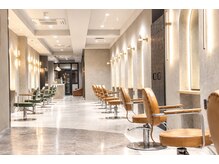 ラフィス ヘアーコロナ 河原町店(La fith hair corona)の雰囲気（アットホームな空間でゆったり過ごせます♪）