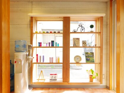 エーピーアイ(A.P.I)の写真