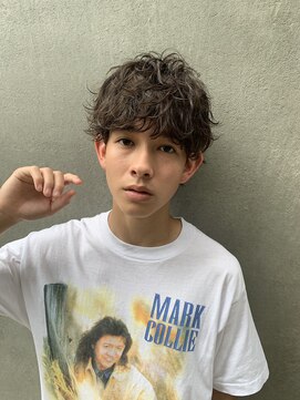 フィフス(fifth) 波巻きスパイラルマッシュ コンマヘア ツーブロック マッシュ