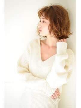 アンヘアー(UNHAIR by shiomiH) 【shiomi H】ナチュラルミディアム/ふんわり