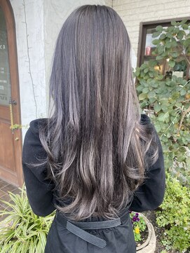 ヴィアンカ(Vianca) 韓国風巻き髪スタイル