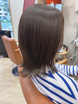 コージー(Kozy) ☆グレージュ/透明感/大人ミディアム☆