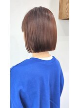 サロン クィ ベルジョーネ(SALON QUI BELLGIONE) 【丸顔タイプ】ストレートボブ 10代　20代　30代